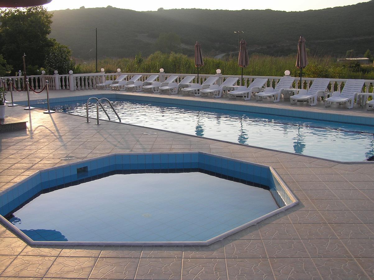 Hotel Alexandros Ammoudia Exterior foto